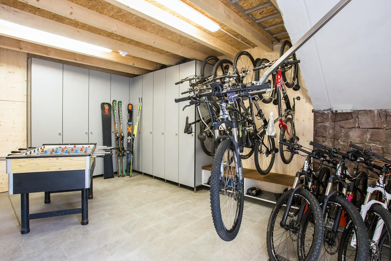 Appartements Sonneck Funes  Buitenkant foto