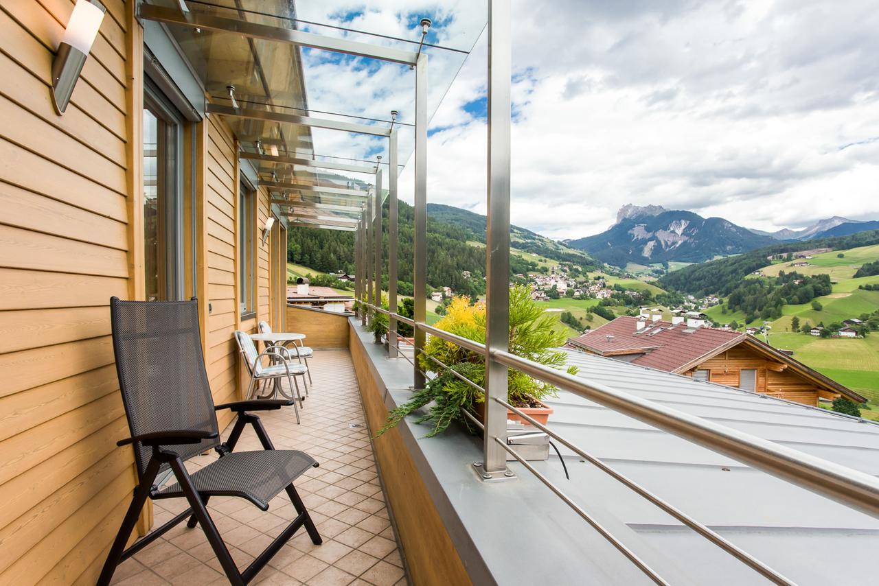 Appartements Sonneck Funes  Buitenkant foto