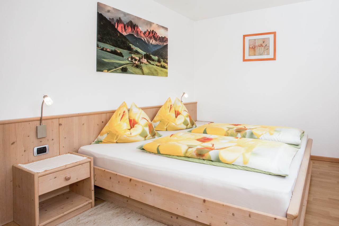 Appartements Sonneck Funes  Buitenkant foto