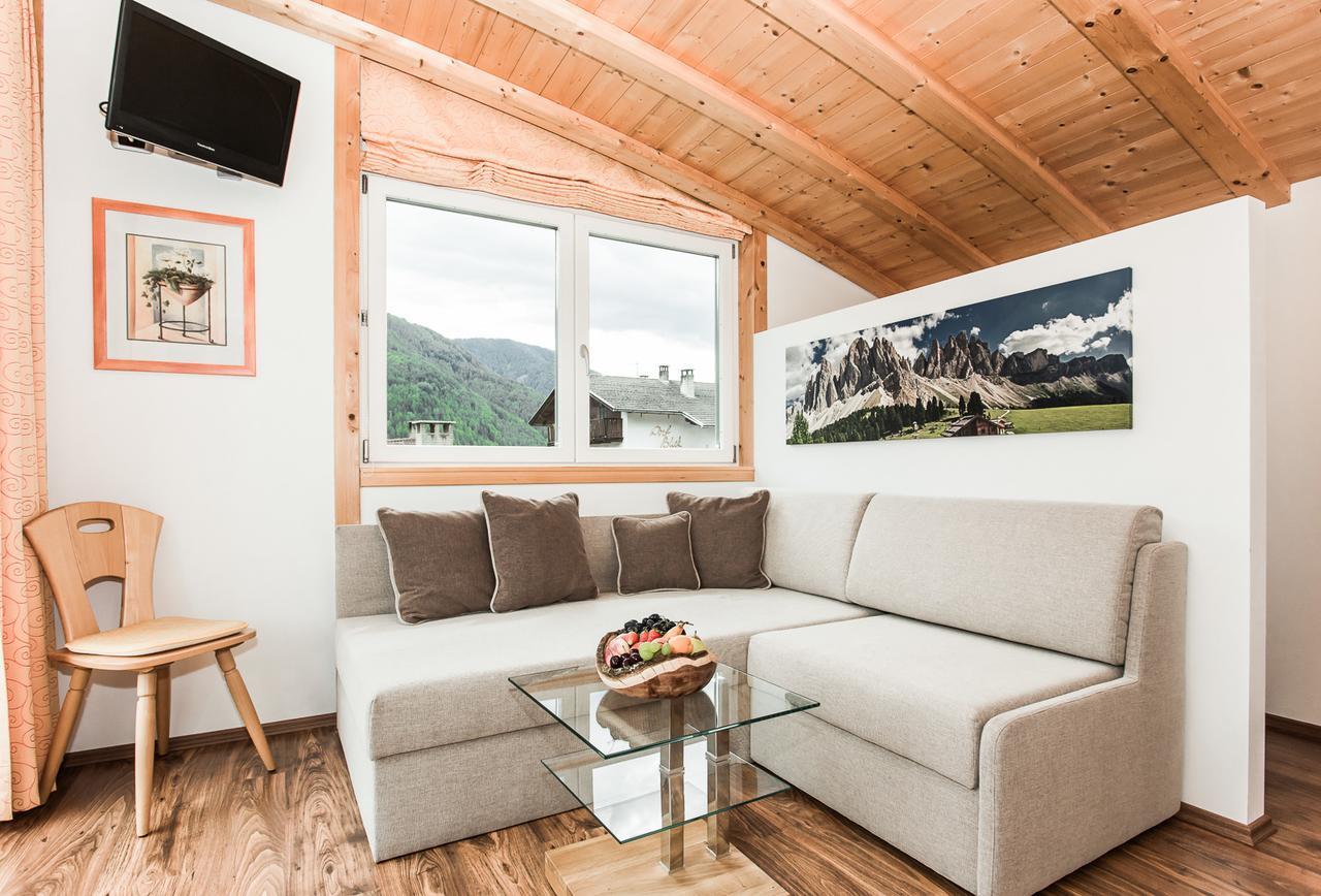 Appartements Sonneck Funes  Buitenkant foto
